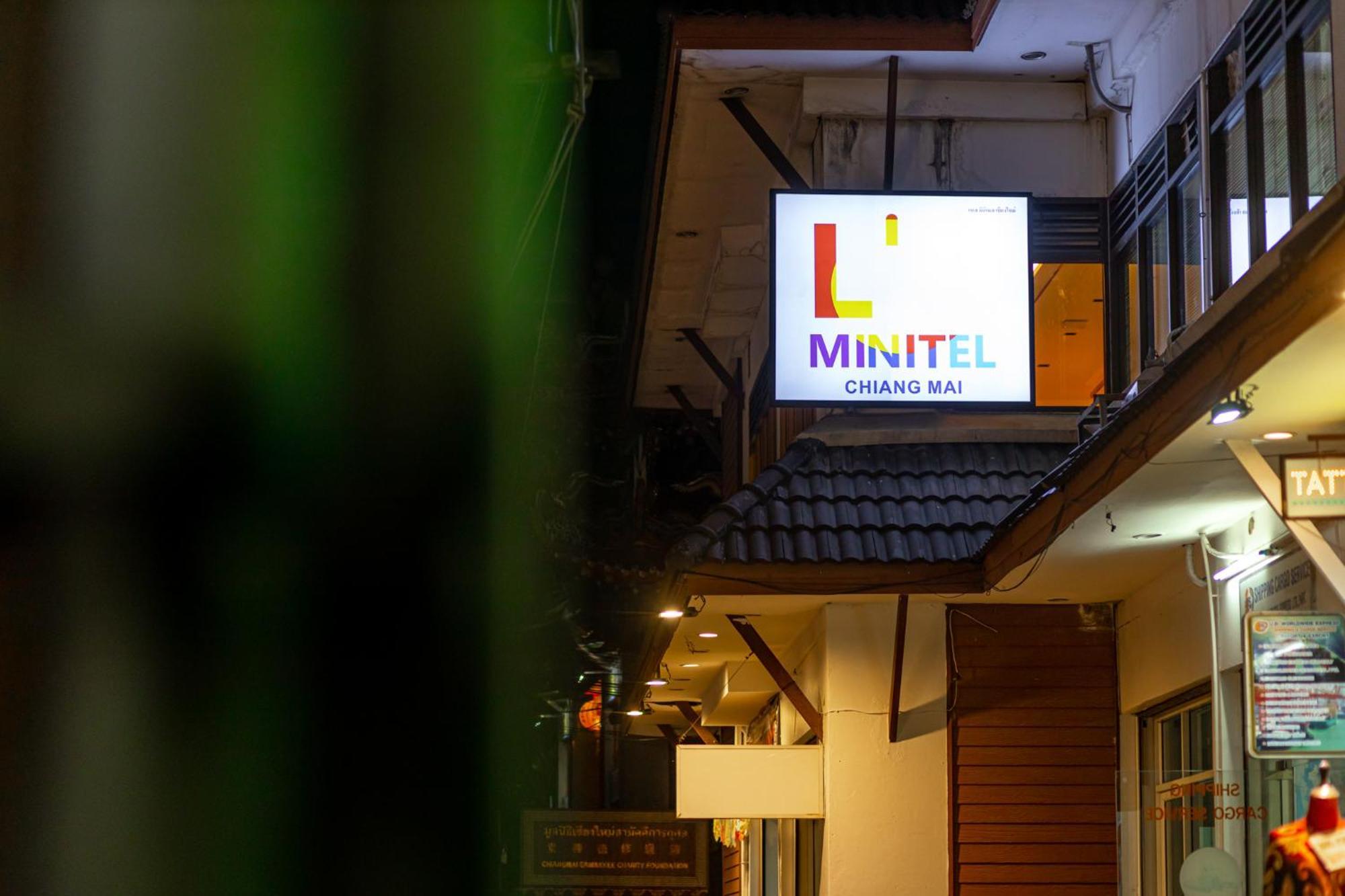 L Minitel At Night Bazaar Chiangmai — Photos 1